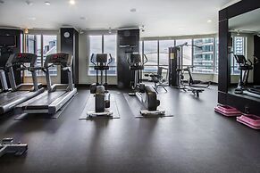 MiCasa Suites - Stylish Condo in the Heart of Downtown