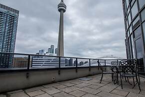 MiCasa Suites - Stylish Condo in the Heart of Downtown