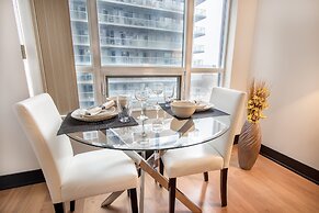 MiCasa Suites - Stylish Condo in the Heart of Downtown