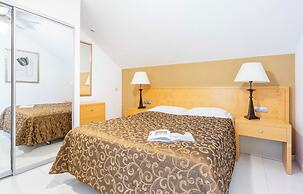 Hollywood Mirage - Excel Hotels & Resorts