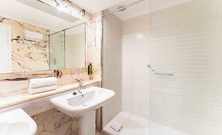 Hollywood Mirage - Excel Hotels & Resorts