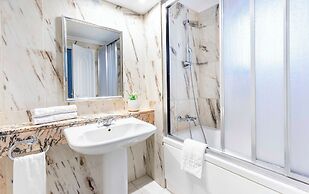 Hollywood Mirage - Excel Hotels & Resorts