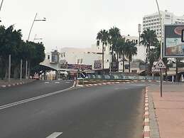 Beach Side Villa With Pool RefN1050