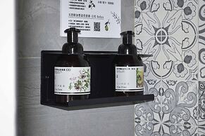 Tiin Tinn - Rivershore B&B