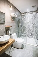 Tiin Tinn - Rivershore B&B