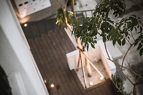 Tiin Tinn - Rivershore B&B