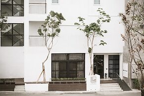 Tiin Tinn - Rivershore B&B