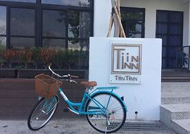 Tiin Tinn - Rivershore B&B
