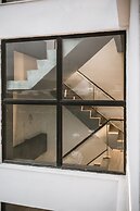 Tiin Tinn - Rivershore B&B