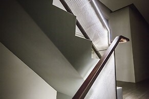 Tiin Tinn - Rivershore B&B