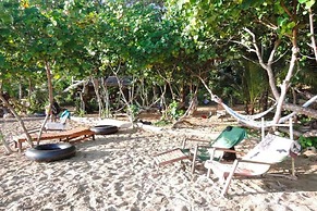 Bonhomie Beach Cottages