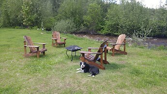 Wolfwood Guest Ranch