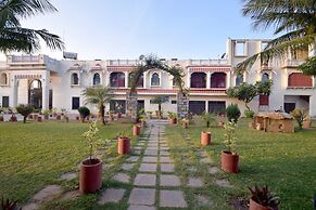 Menal Jungle Safari Resort