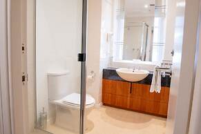 Linaker Nurse's Quarters