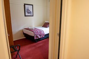 Linaker Nurse's Quarters