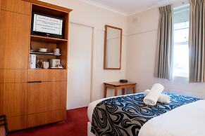 Linaker Nurse's Quarters