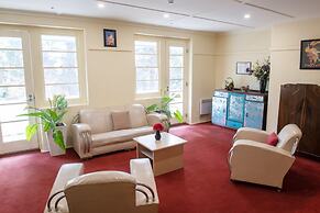 Linaker Nurse's Quarters