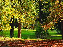 Linaker Nurse's Quarters