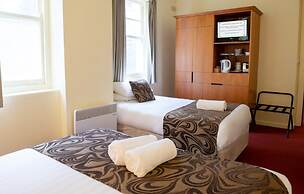 Linaker Nurse's Quarters