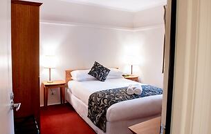 Linaker Nurse's Quarters