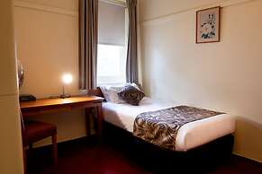 Linaker Nurse's Quarters