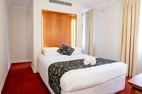 Linaker Nurse's Quarters