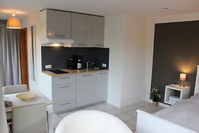 Intercontinental Family Home - North American Mediterranean Vacation R