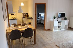 Intercontinental Family Home - North American Mediterranean Vacation R