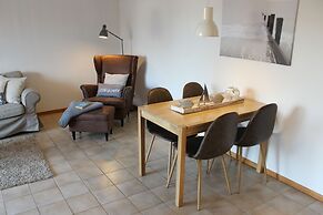 Intercontinental Family Home - North American Mediterranean Vacation R