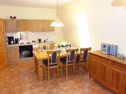 Intercontinental Family Home - North American Mediterranean Vacation R
