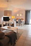 Intercontinental Family Home - North American Mediterranean Vacation R