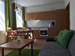 Intercontinental Family Home - North American Mediterranean Vacation R