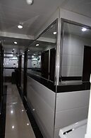 Pay-Less Guest House - Hostel