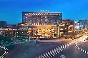 Binhai Grand Hotel