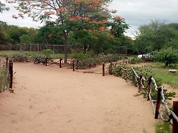 Masama Lodge and Campsite