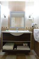 Hizel Hotel