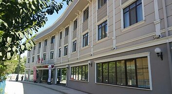 Hizel Hotel