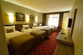 Hizel Hotel