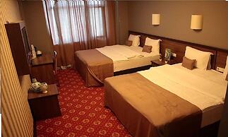 Hizel Hotel