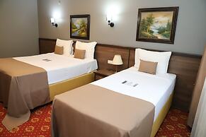 Hizel Hotel