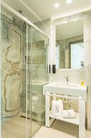 Blue Carpet Luxury Suites