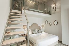 Blue Carpet Luxury Suites