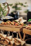 Blue Carpet Luxury Suites