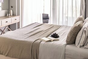 Blue Carpet Luxury Suites