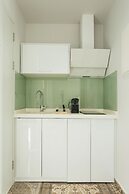 Blue Carpet Luxury Suites