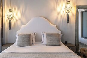 Blue Carpet Luxury Suites