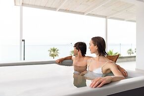 Blue Carpet Luxury Suites