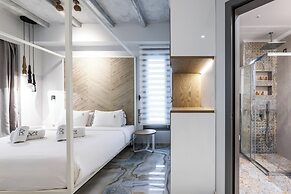 Blue Carpet Luxury Suites