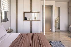 Blue Carpet Luxury Suites