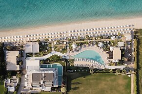 Blue Carpet Luxury Suites